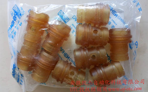 L6571C01 Изоляционная втулка