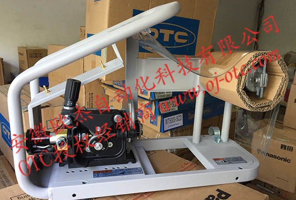Механизм подачи проволоки OTC CM-6201 - внутренние компоненты