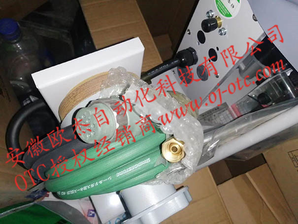 CM-7402 устройство подачи проволоки OTC для сварки чугуна