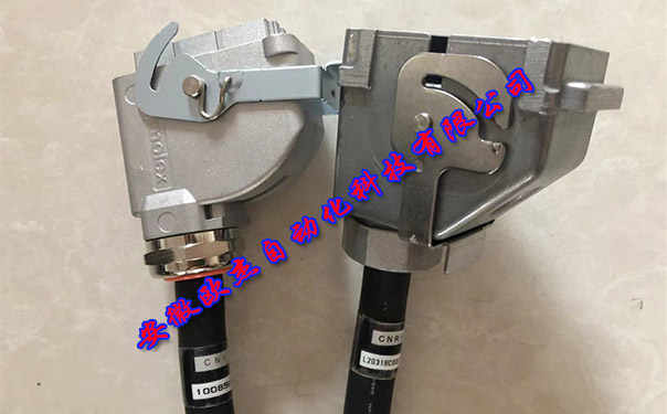 Кабель L20318C00 - детали разъемов CN1