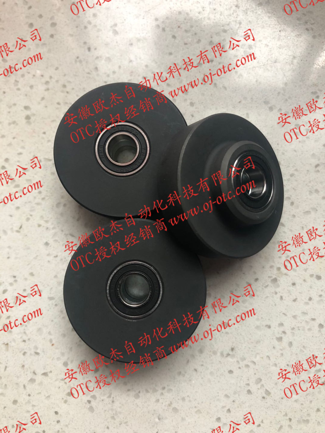 Прижимной ролик OTC K5439C00 - вид спереди